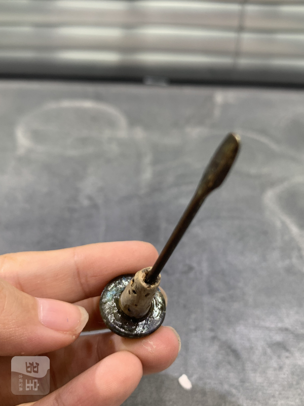 清晚期秋葵绿釉镂雕龙凤纹鼻烟壶 - 图9